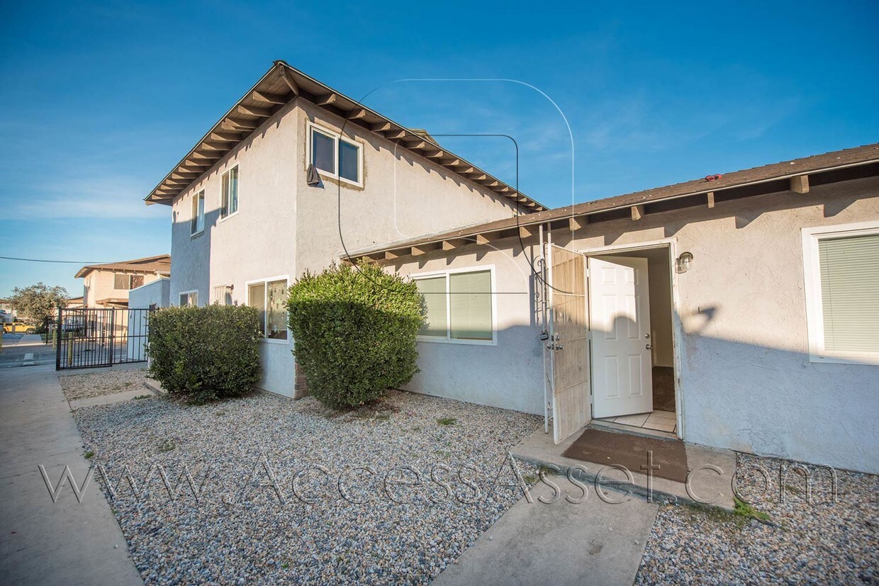 Foto principal - 1170 Rosalia Ave