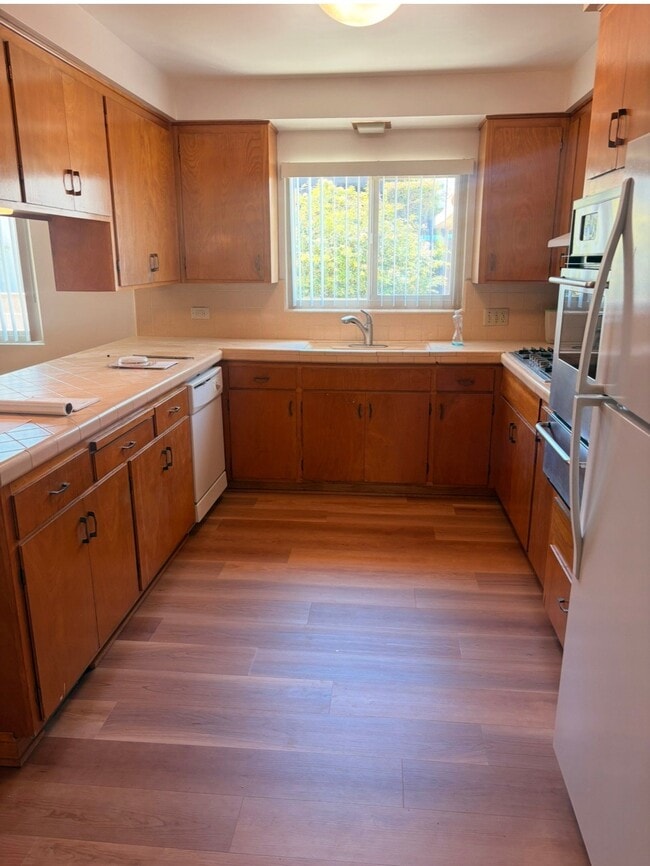 Foto del edificio - 4568 Alice St