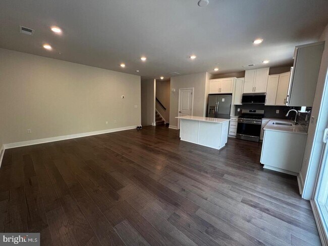 Foto del edificio - 327 Foundry St