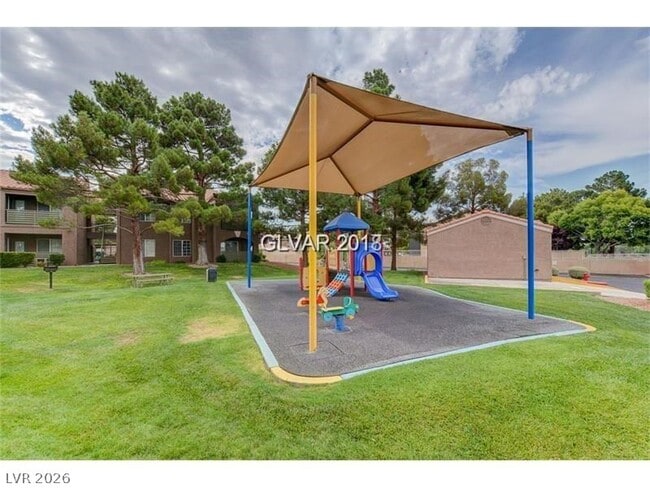 Building Photo - 2101 Blue Breeze Dr