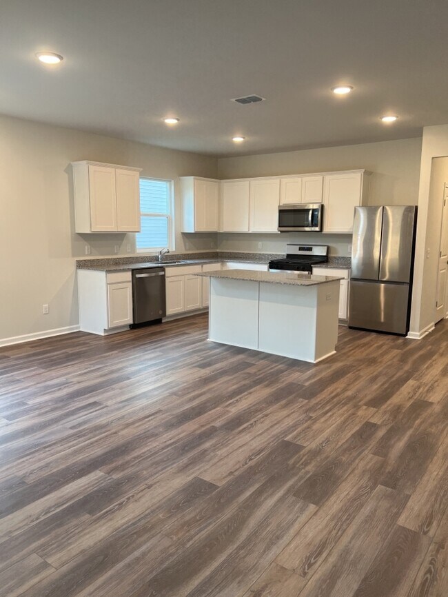 Foto del edificio - 293 W Bradford Pointe Drive FOR RENT!