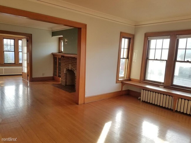 Foto del edificio - 3 br, 1 bath Apartment - 1507 N 60th Street