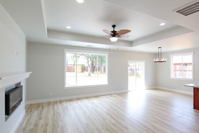 Foto del edificio - Newly Constructed 3 Bedroom Home!