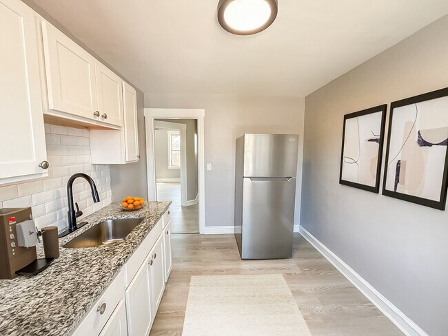 Foto del edificio - 4358 Shamrock Ave