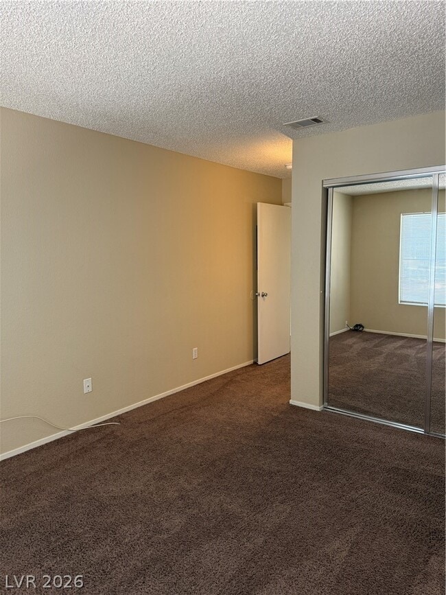 Building Photo - 7100 W Pirates Cove Rd