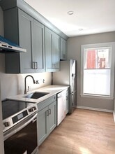 Building Photo - 130 Neal St