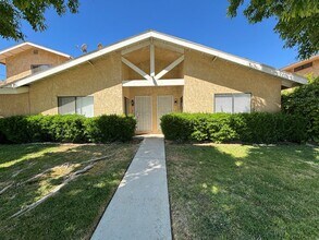 Building Photo - 43301 20th St W