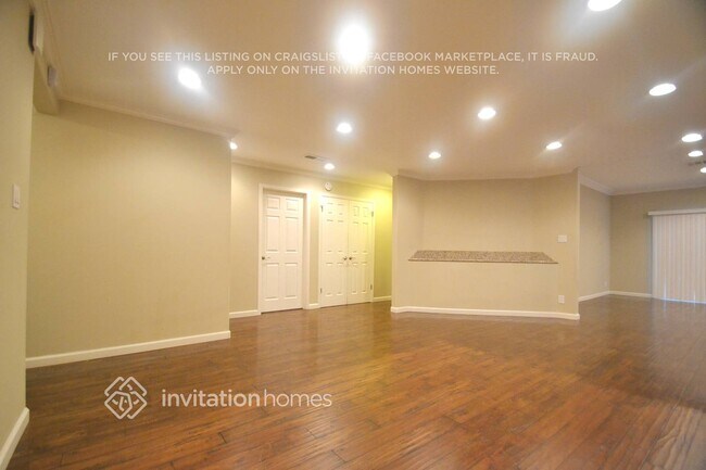 Foto del edificio - 13425 Ebell St