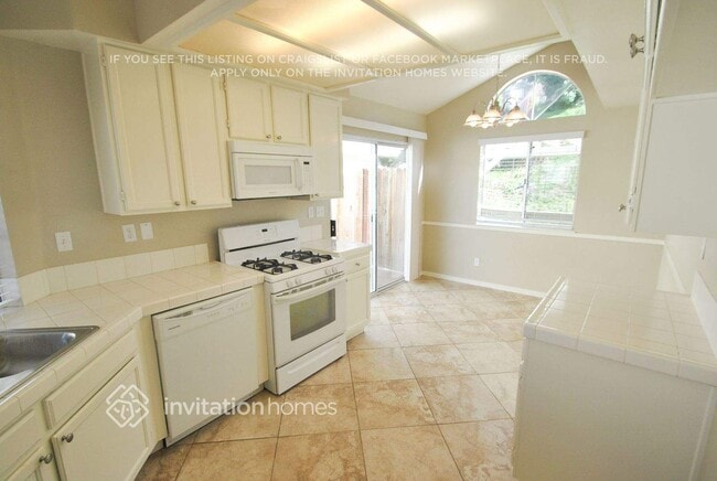 Building Photo - 31423 Paseo de Las Olas