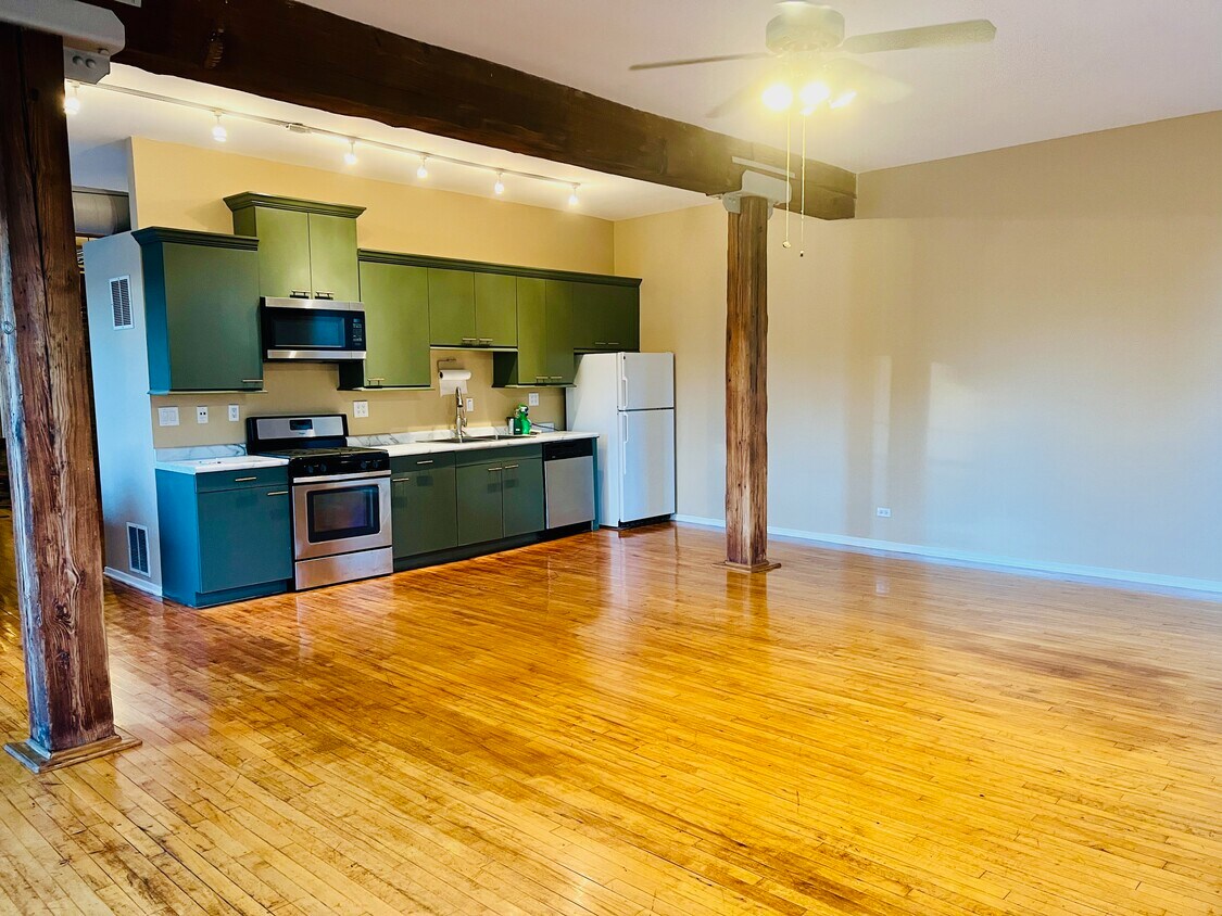 Foto principal - 515 N Noble St