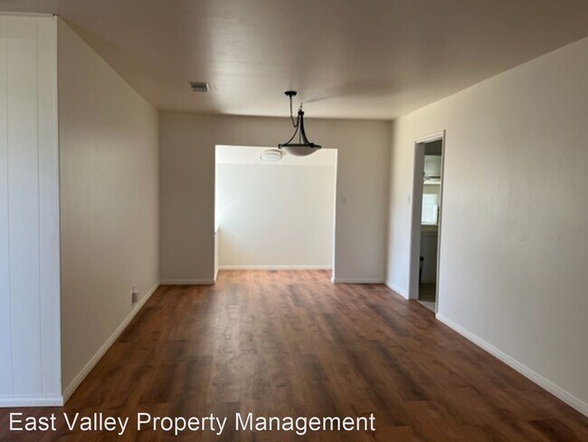 Building Photo - 3 br, 1 bath House - 25635 Sun Ave