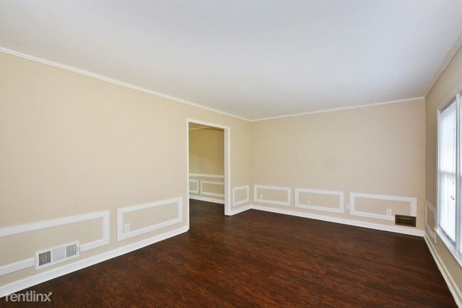 Foto del edificio - 4 br, 2.5 bath House - 1081 AVONRIDGE