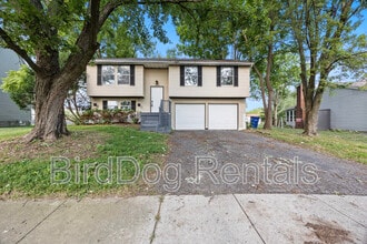 Building Photo - 5970 Almina Dr