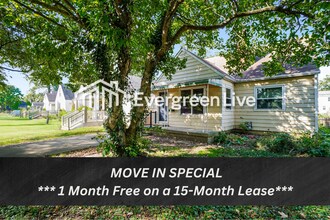 Building Photo - 567 S Weyant Ave