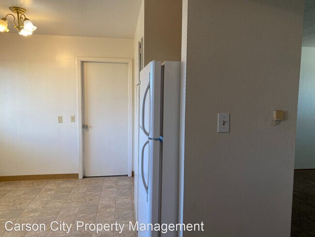 Building Photo - 3 br, 1 bath House - 2301 Michael Dr