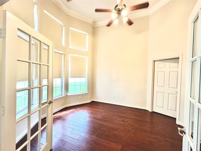 Foto del edificio - 26223 Longmont Park Ln