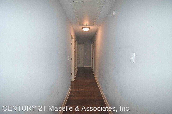 Building Photo - 4 br, 3 bath House - 1785 Brecon Drive