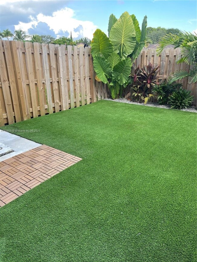 Foto del edificio - 18320 SW 148th Rd