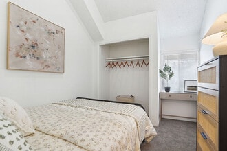 Building Photo - Layton Meadows