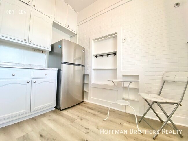 Foto del edificio - 8103 W 3rd St