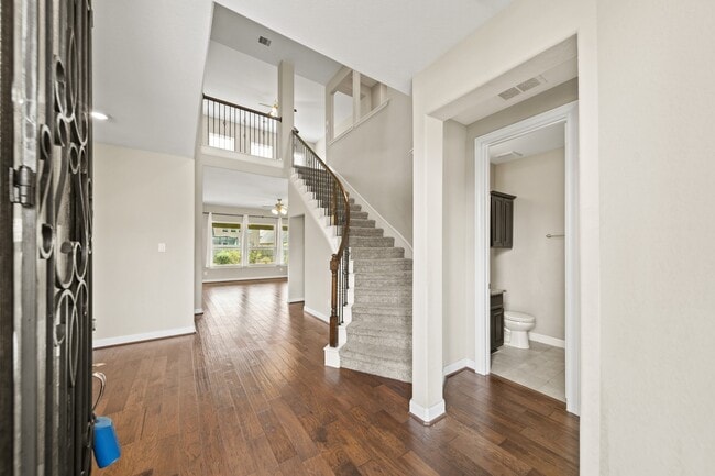 Building Photo - 10026 Tribeca Trl