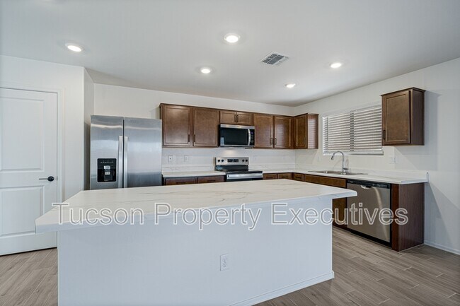 Building Photo - 10657 S Astraia Dr