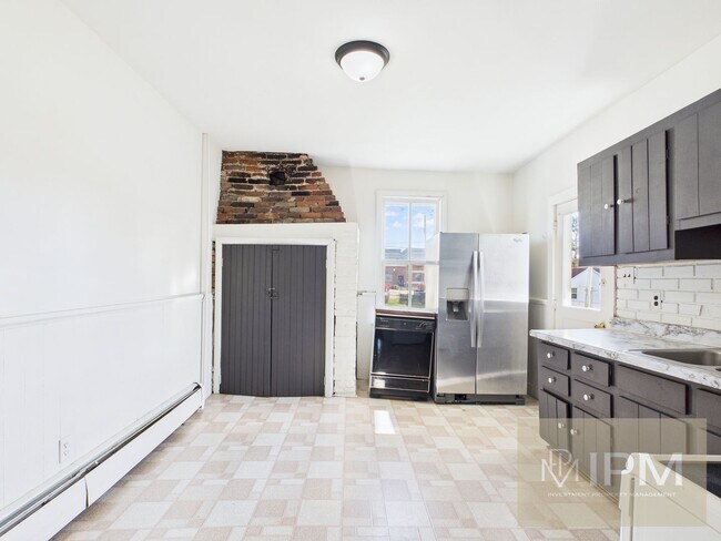 Building Photo - Cozy 3 Bedroom, 1 Bath Home in Spring Grove School District!