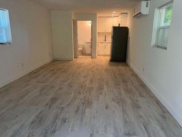 Building Photo - 4578 Dow Ln