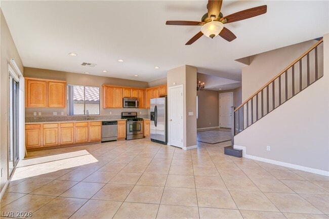 Building Photo - 6435 Strongbow Dr