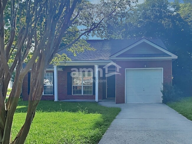 Building Photo - 8540 Brookforest Dr