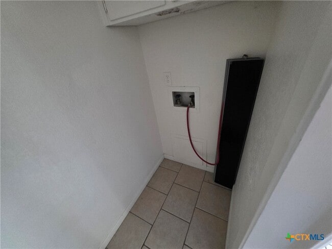 Building Photo - 3409 Victoria Cir