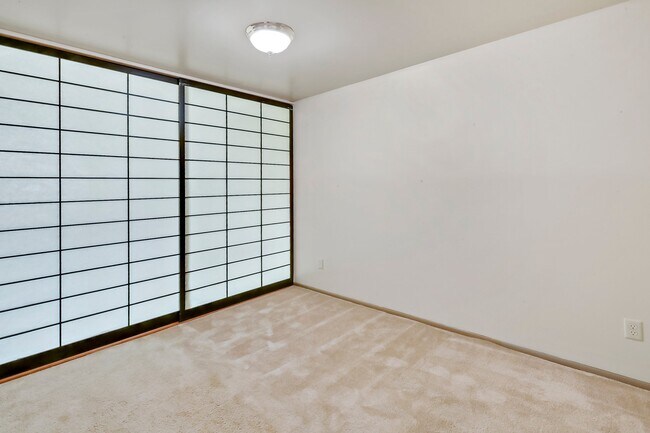 Foto del edificio - 5515 15th Ave NE