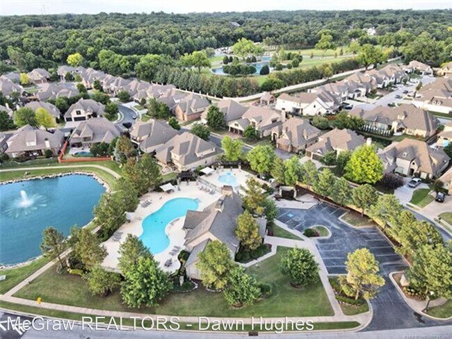 Foto del edificio - 5 br, 4.5 bath House - 11710 S. Richmond Ave.