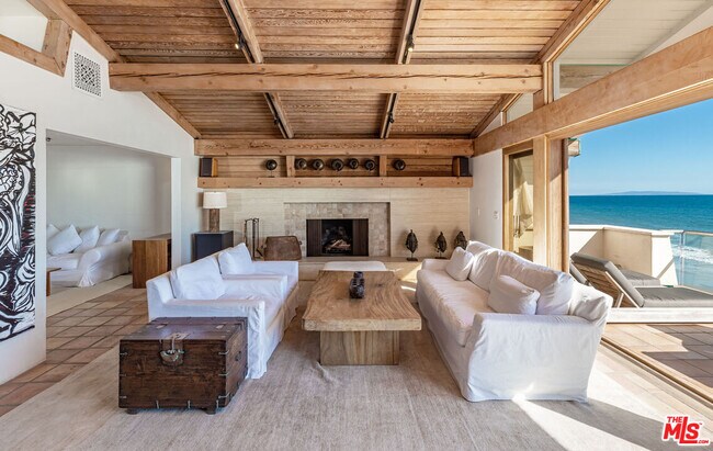 Foto del edificio - 22148 E Pacific Coast Hwy