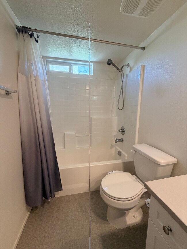 Foto del edificio - 17611 Garden House Ln