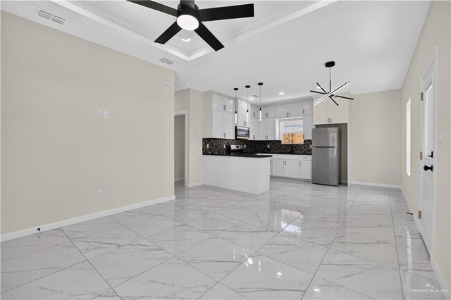 Building Photo - 1301 Woodland Trails