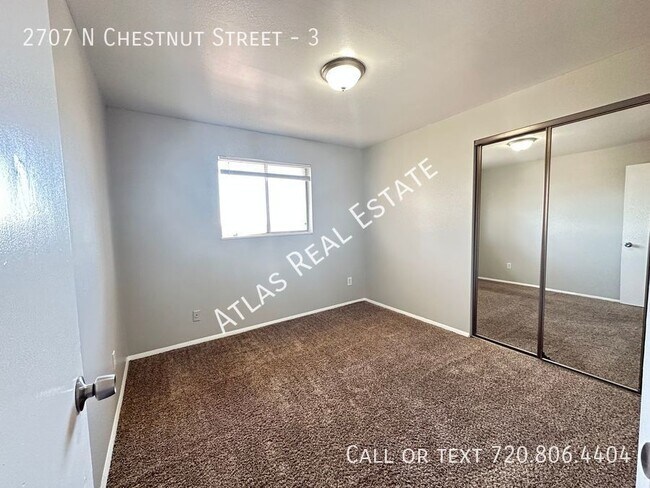 Building Photo - Live Westside! Spacious 3-Bedroom Apartmen...