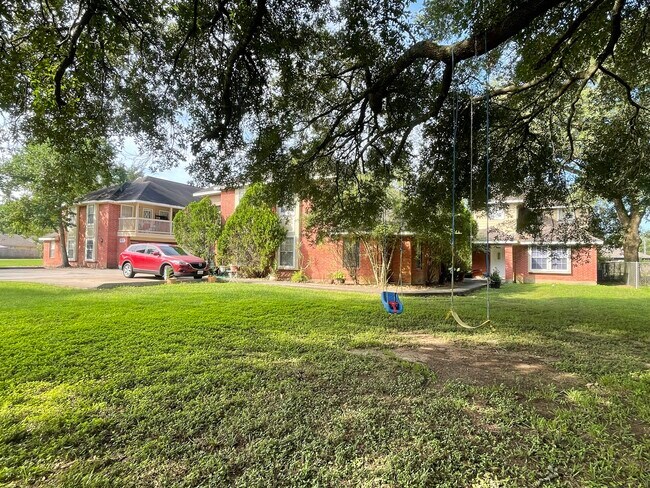 Building Photo - 1159 Lovett St