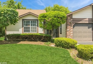 Building Photo - 542 Lyon Dr