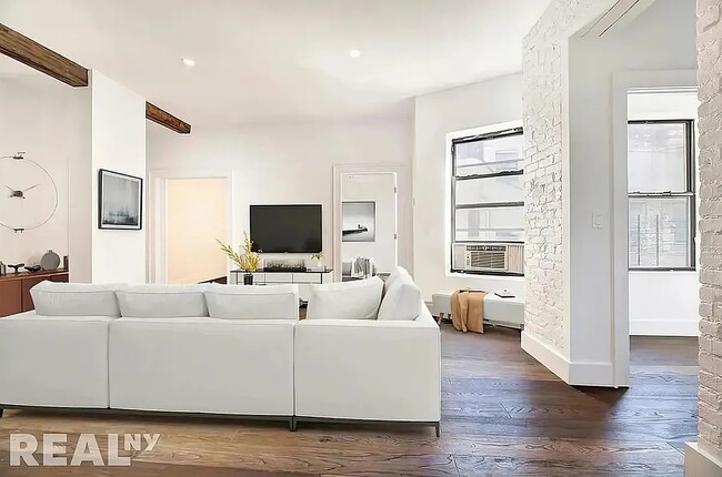 Foto del edificio - 106 Ridge St