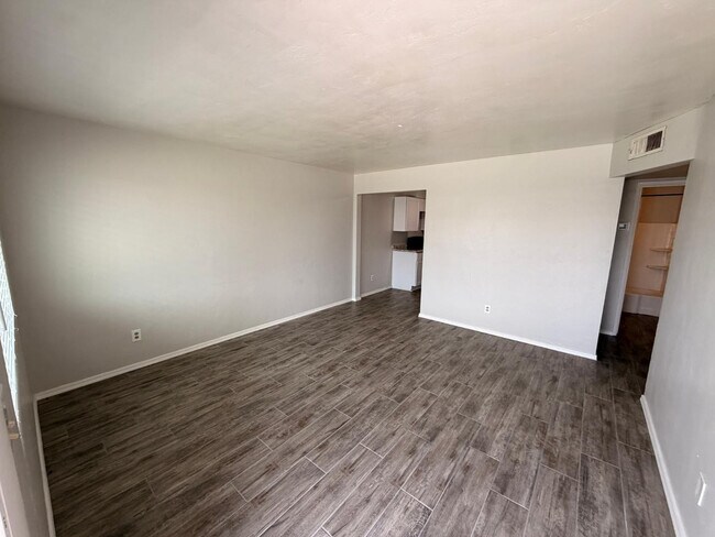 Foto del edificio - 4837 E Willetta St