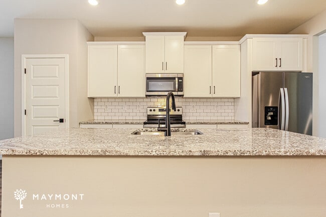 Building Photo - 11482 W Camden Dr