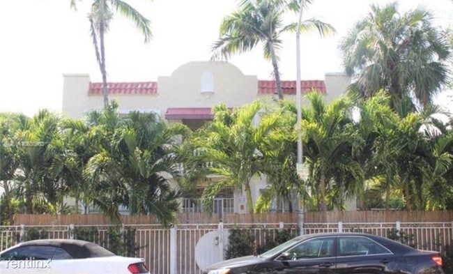 Foto del edificio - 1 br, 1 bath Apartment - 1518 Drexel Ave