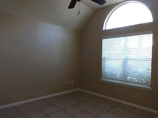 Building Photo - 10807 Coral Garden Ln