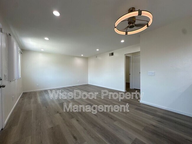Building Photo - 3404 20th St