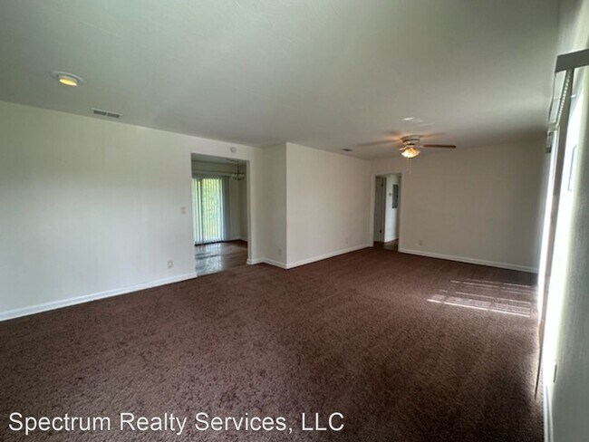 Building Photo - 3 br, 1 bath House - 3427 Rogero Road