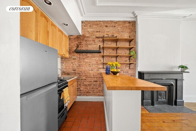 Building Photo - 112 Berkeley Pl