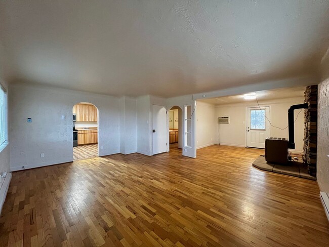 Building Photo - 261 Wilcox Rd