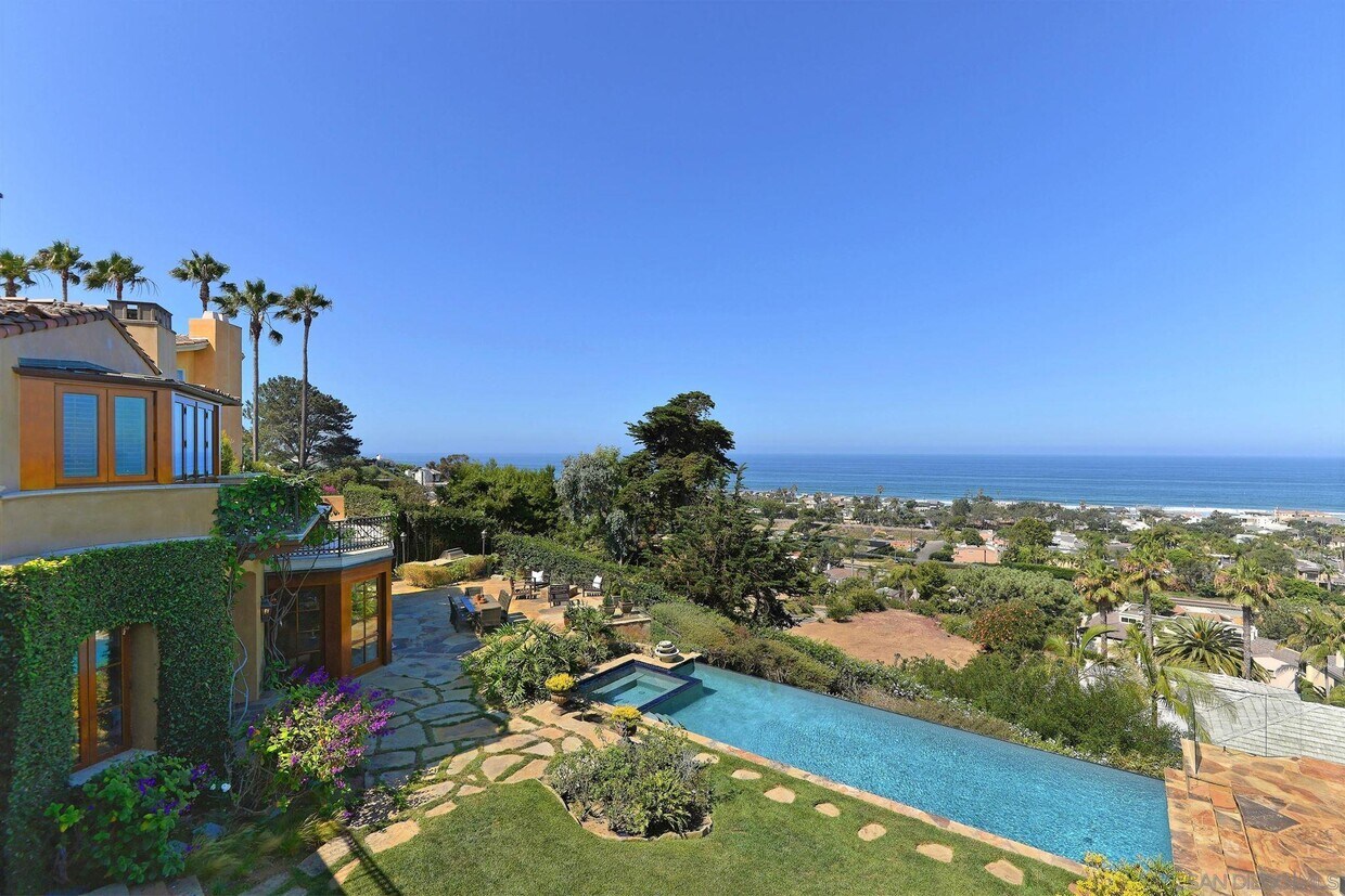 Primary Photo - 2116 Balboa Ave