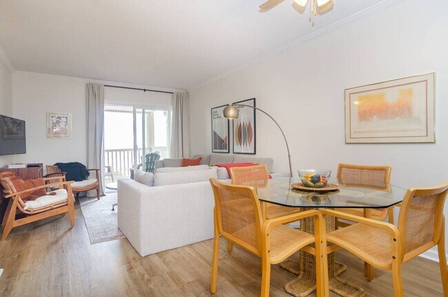 Foto del edificio - (C226) 1101 S Lake Park Blvd, Unit 26A, Ca...